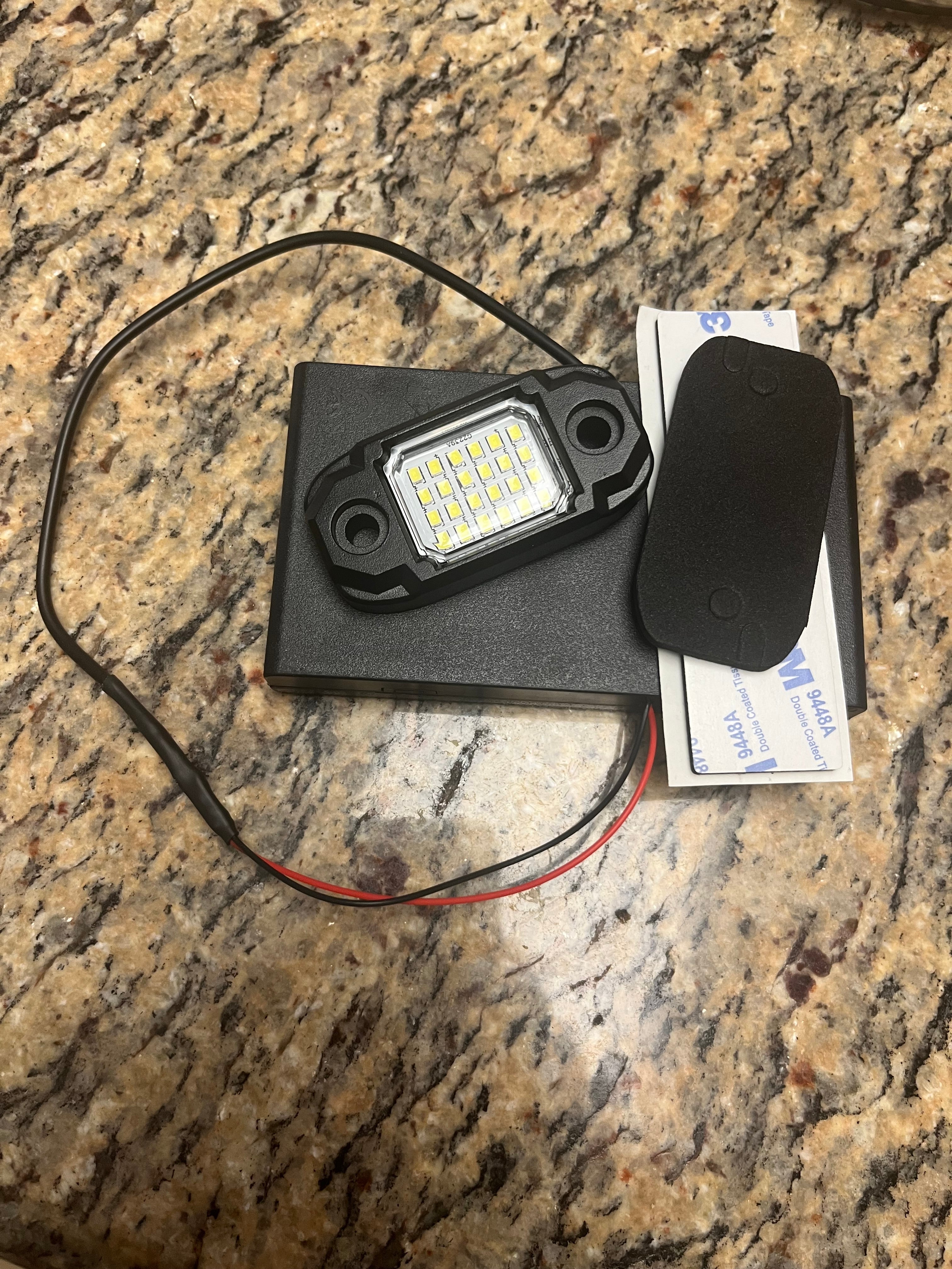 Universal Battery Powered Rocklight