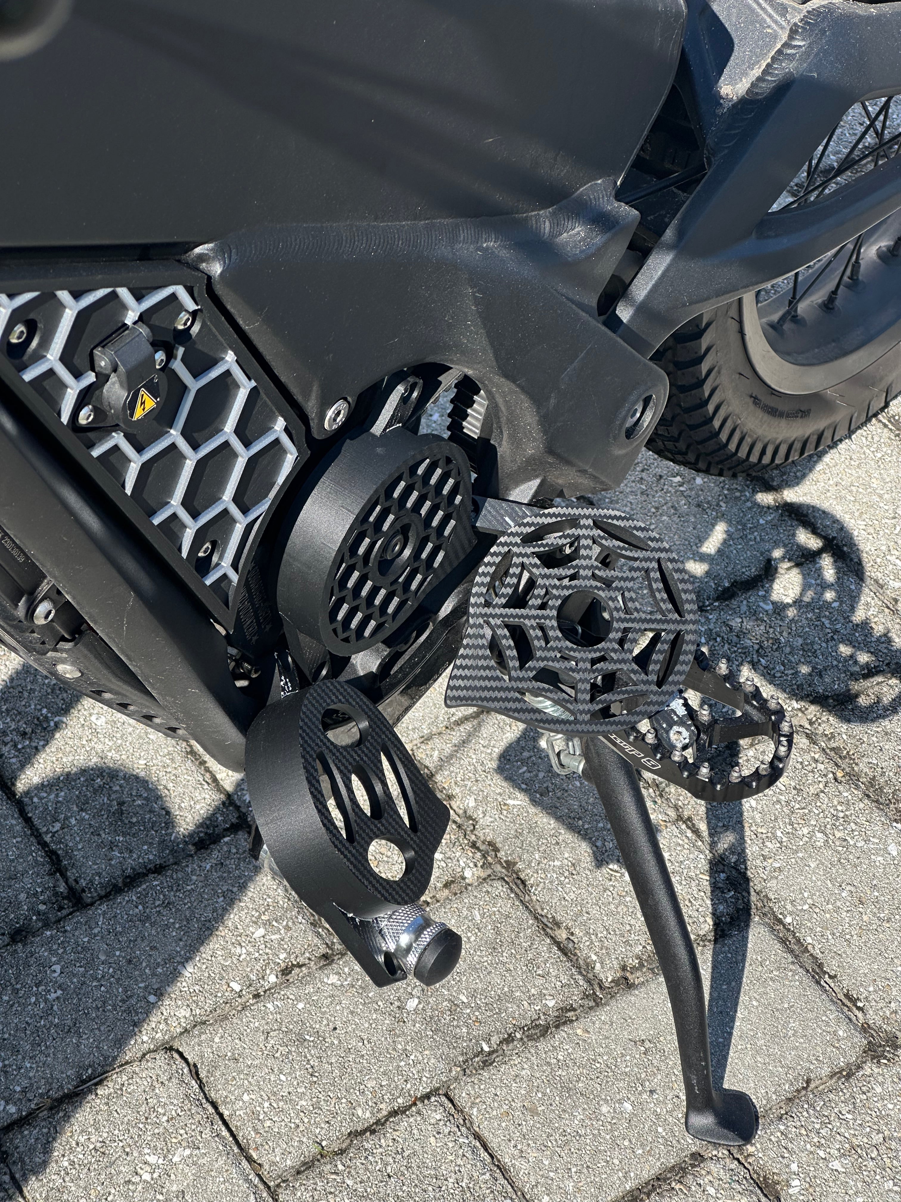 "ARACHNID" Motor Cover