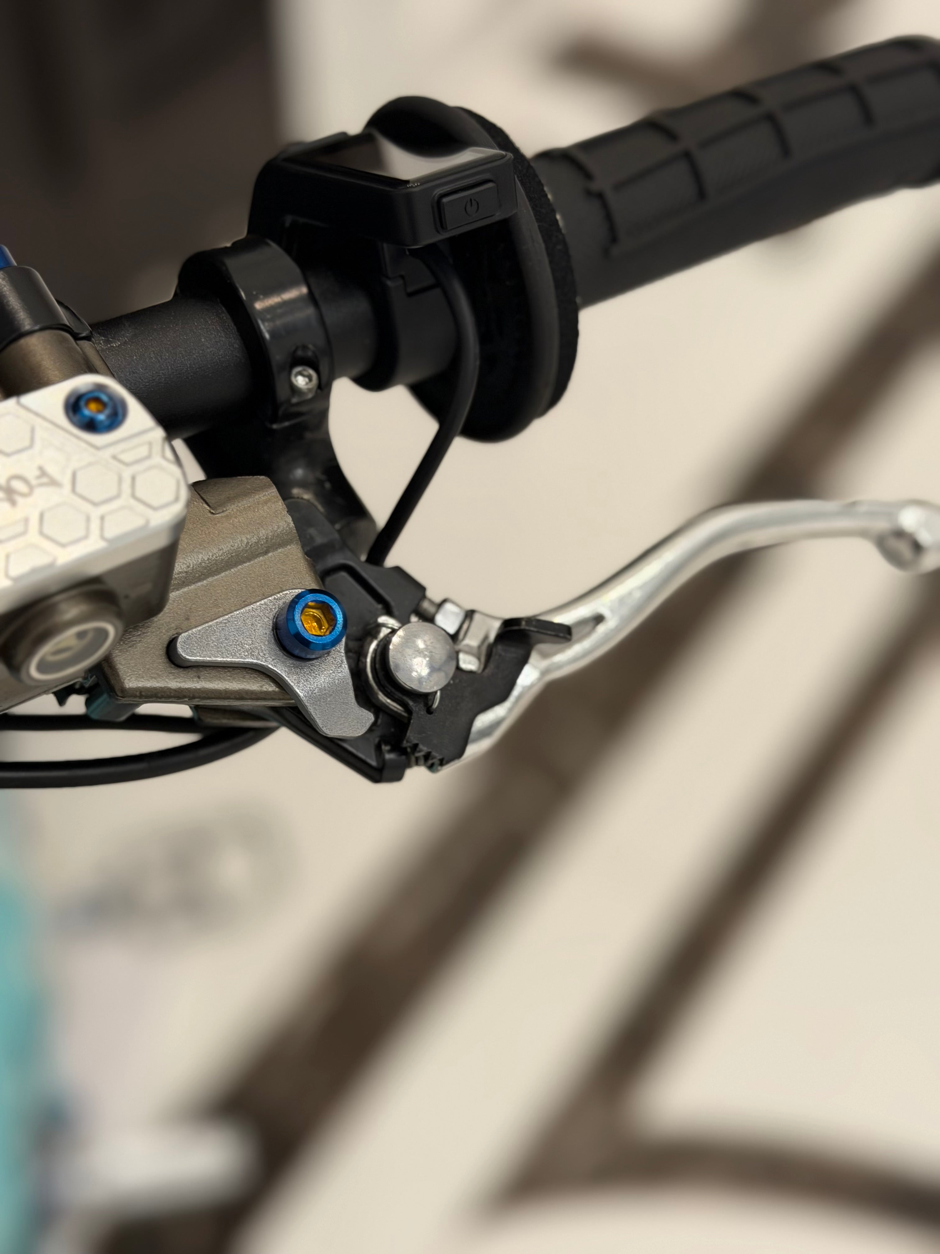 Ultra Bee Brake Pivot Titanium Bolt (set of 1)