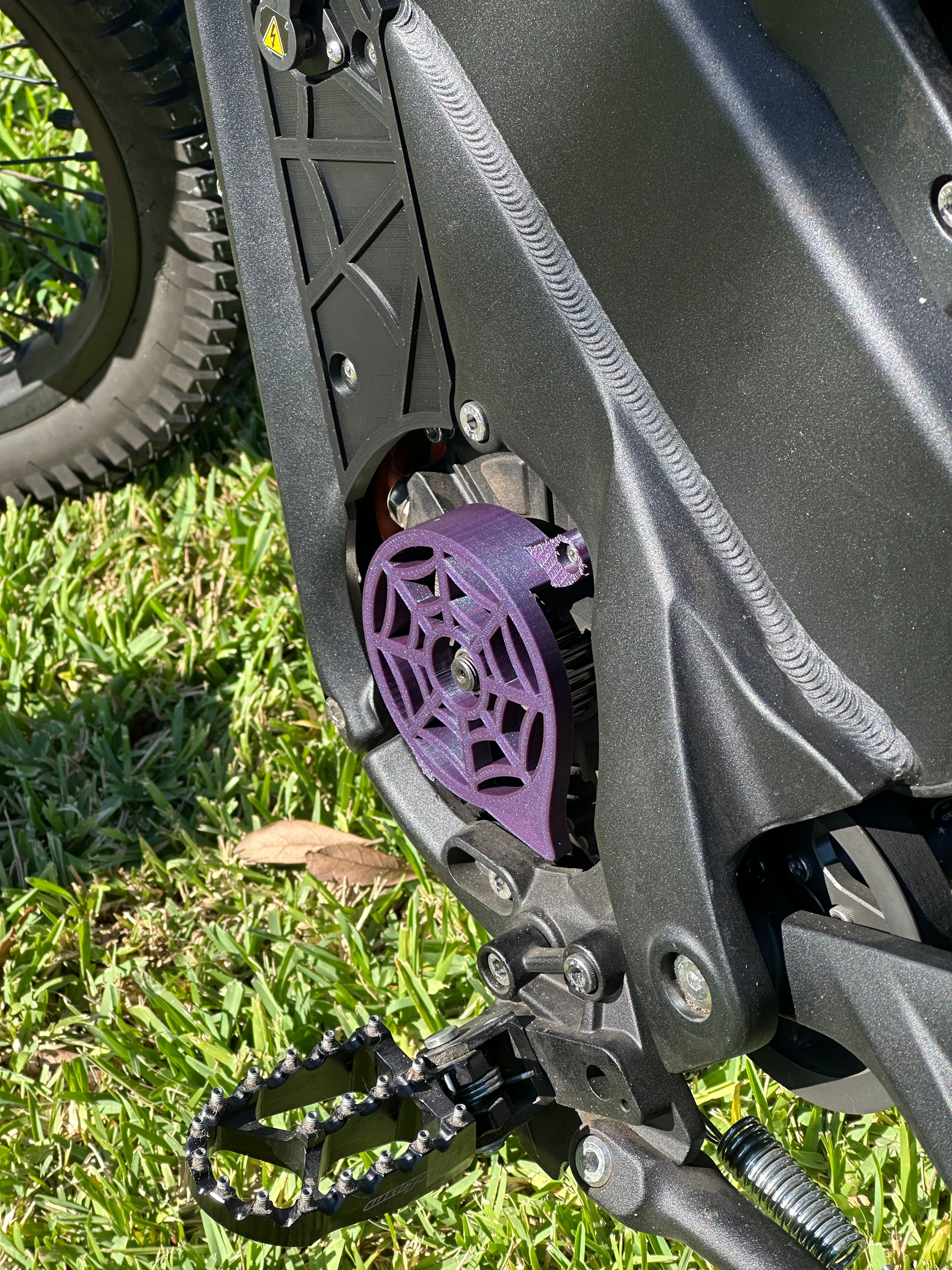 "ARACHNID" Motor Cover