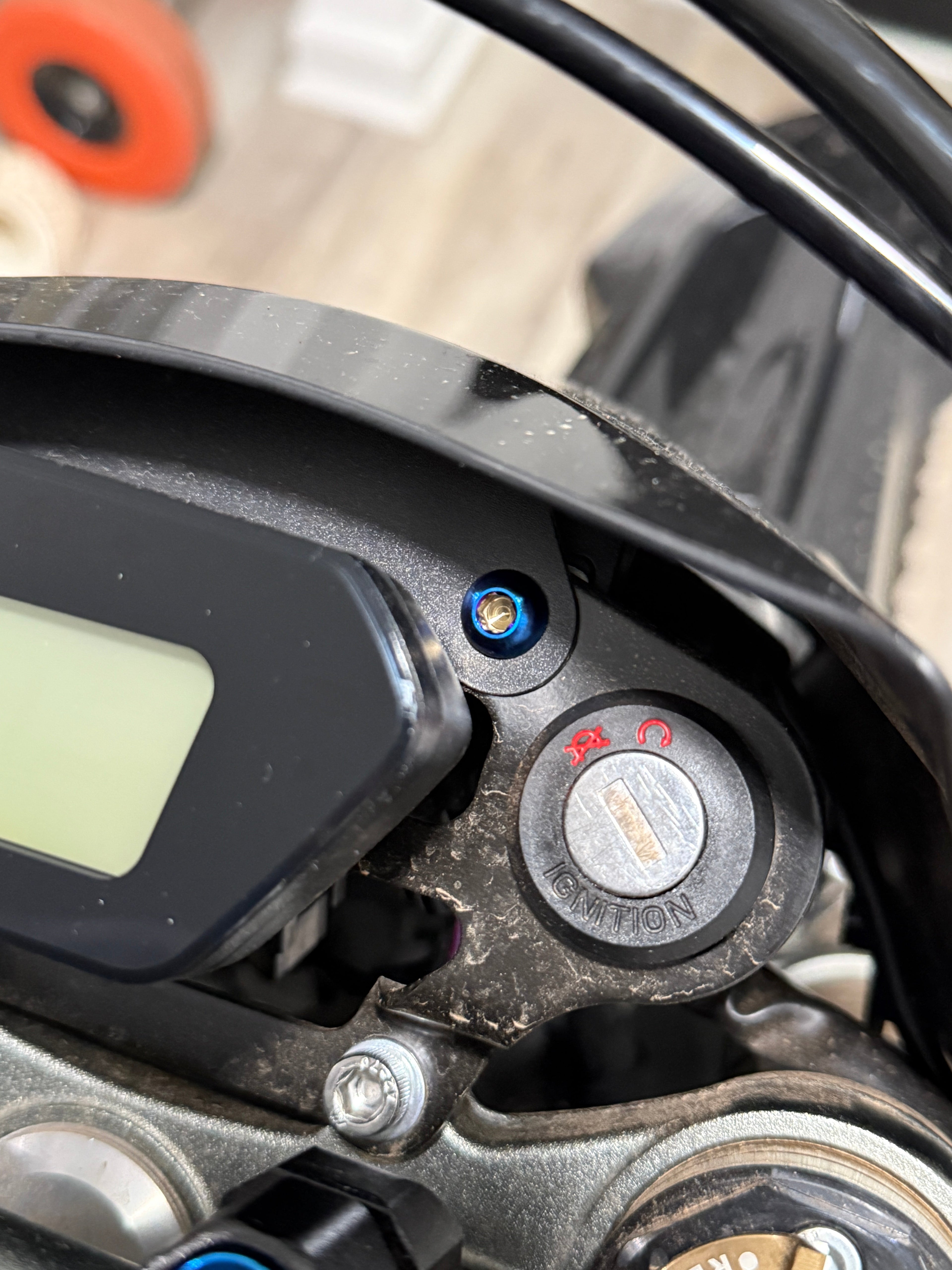 Ultra Bee Dashboard Titanium Bolts (set of 2)