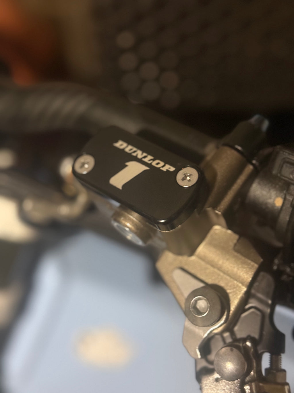 Laser Engraved Resivior caps (UB)