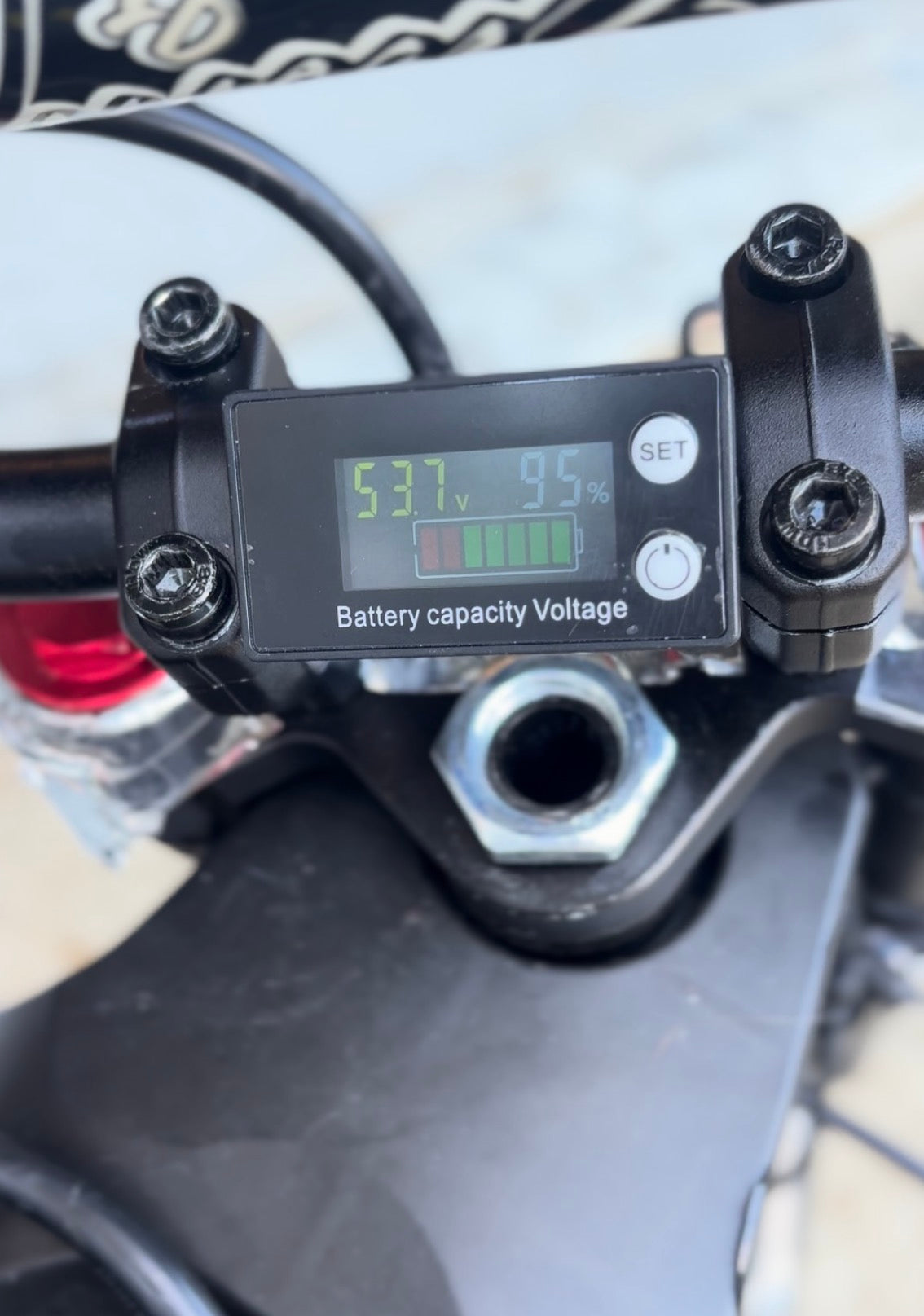 Tuttio/yozma battery percentage display