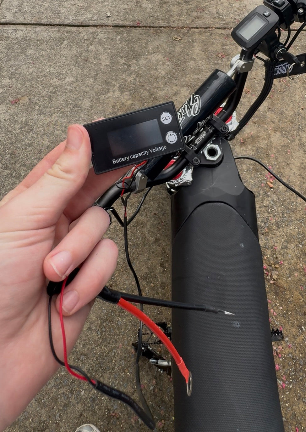 Tuttio/yozma battery percentage display