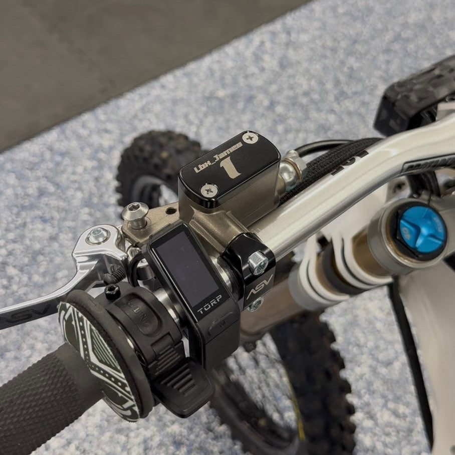 Laser Engraved Resivior caps (UB)