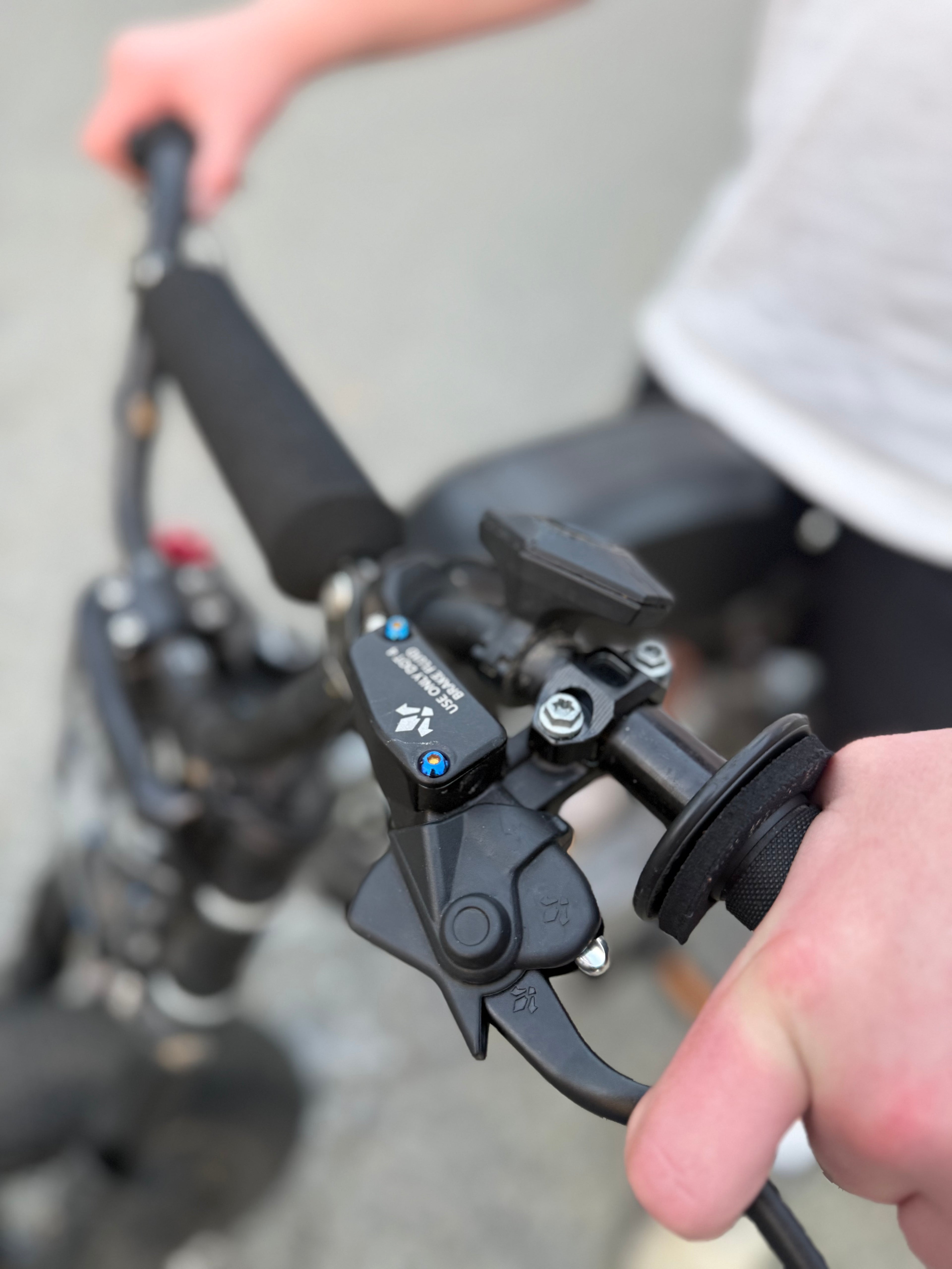 Formula Brake Resivior Titanium (2)