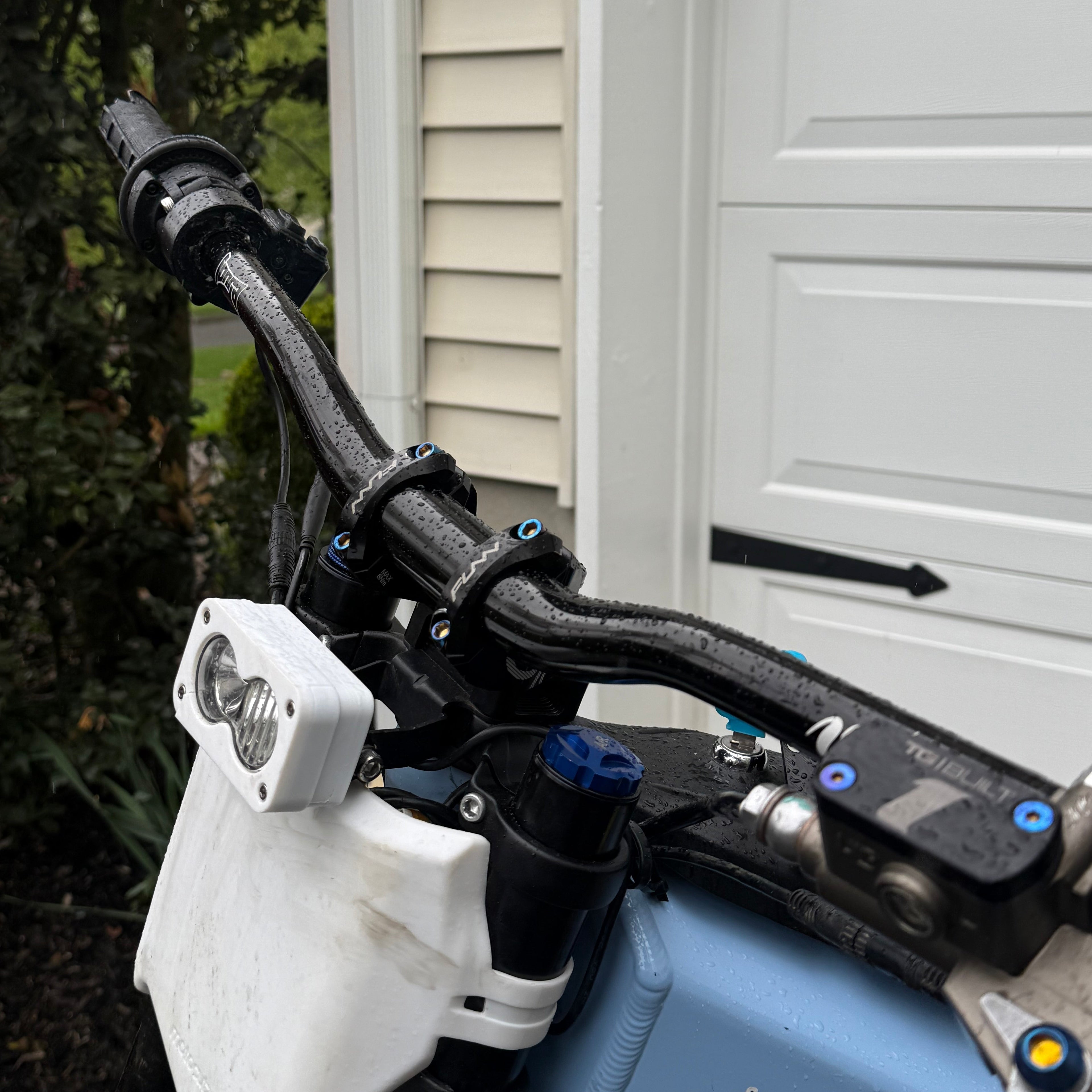 Ionra Handlebar 31.8mm